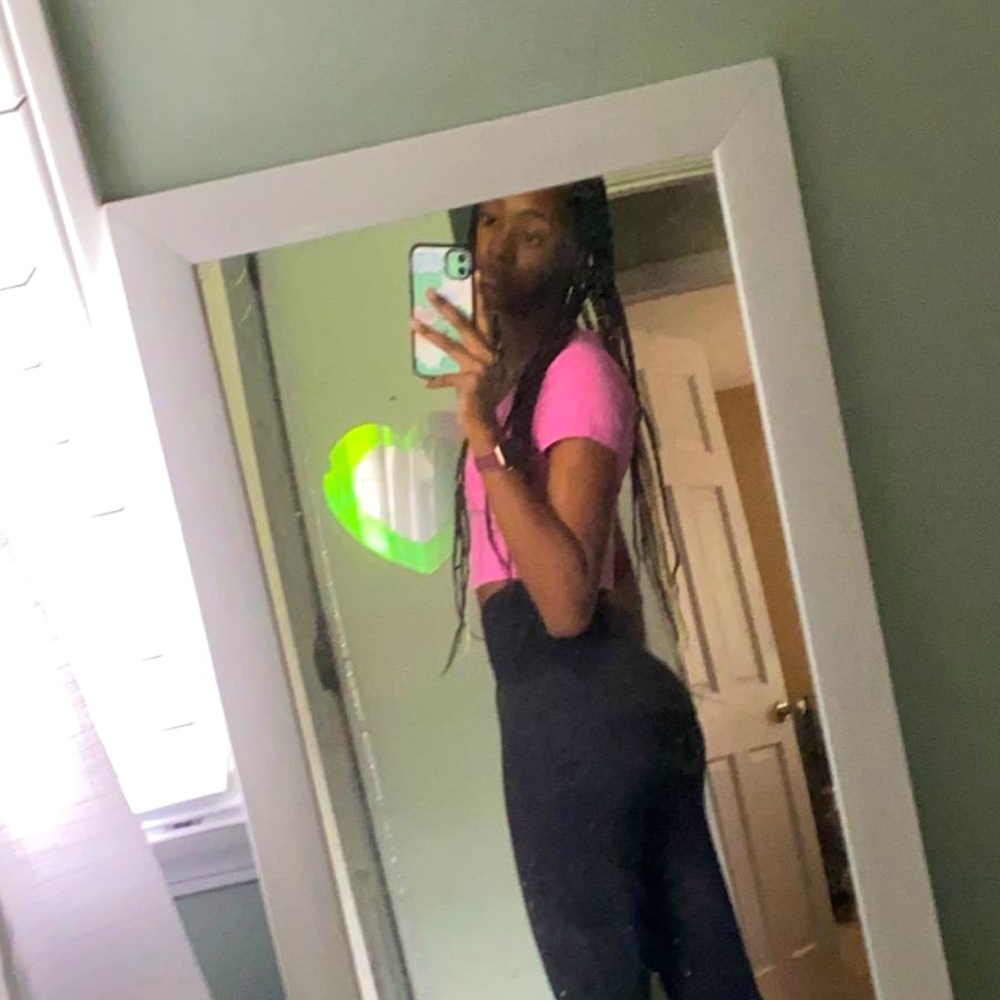 Meet your Posher, Kaylin